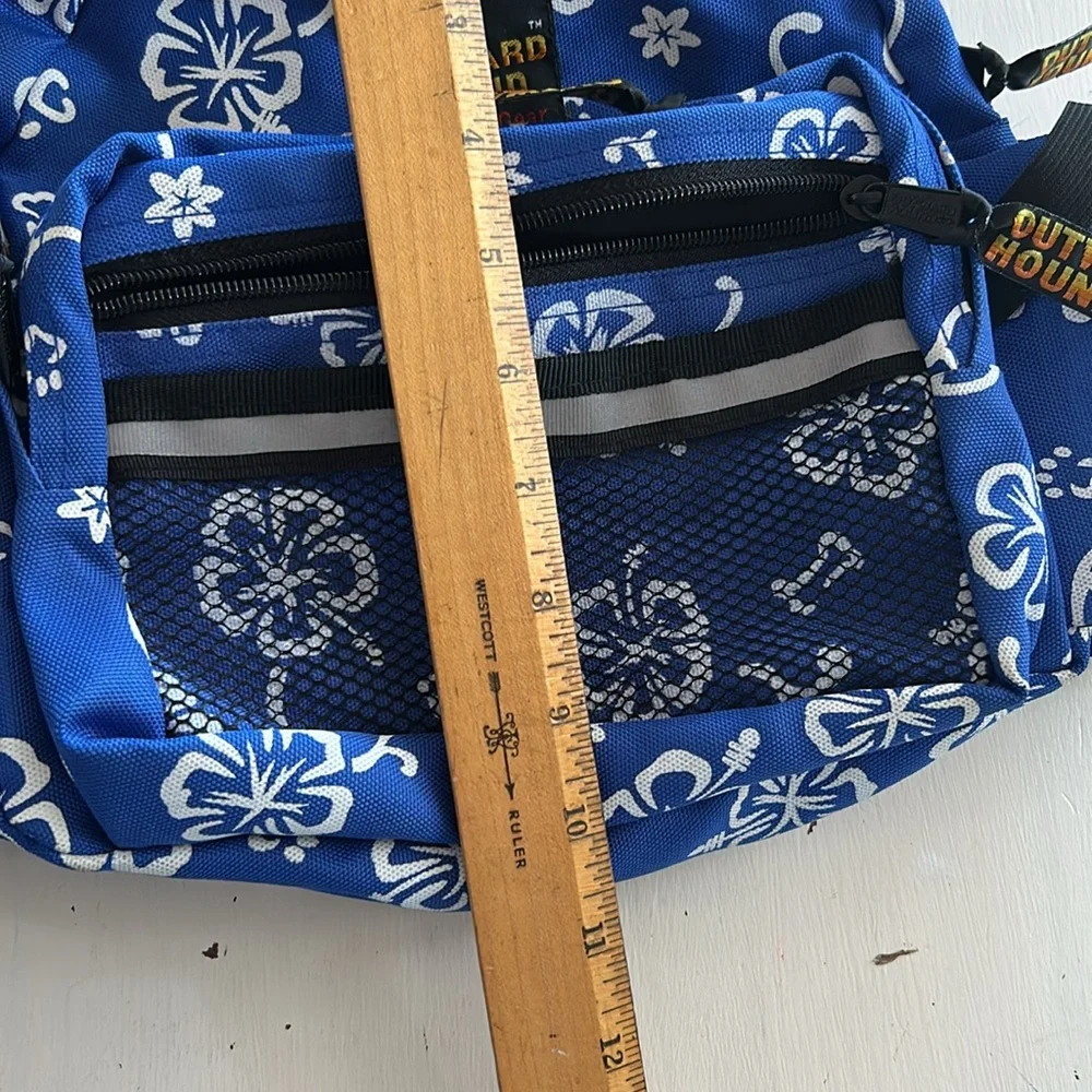 Outward Hound Blue Floral Dog pack